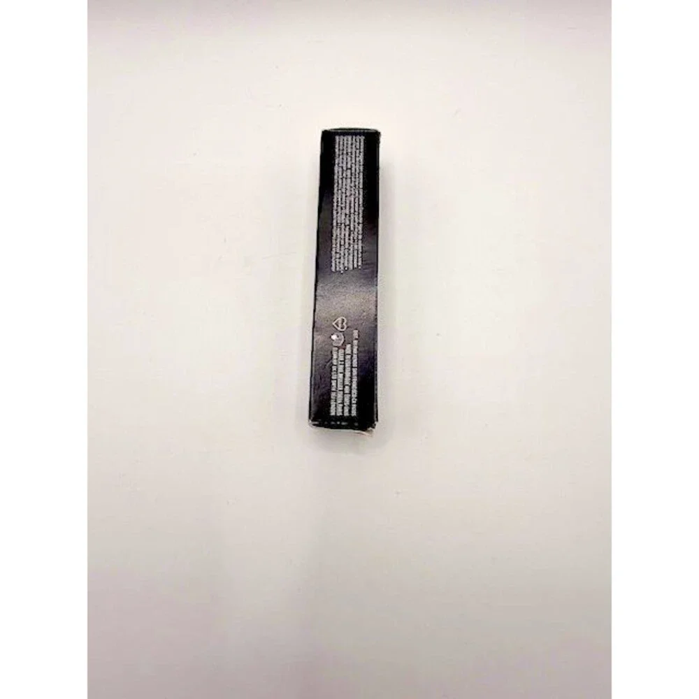 KVD Kat Von D Lock-It Foundation Light 122 Full Coverage Liquid Makeup